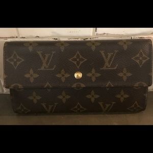 Louis Vuitton Sarah Trifold Long Wallet